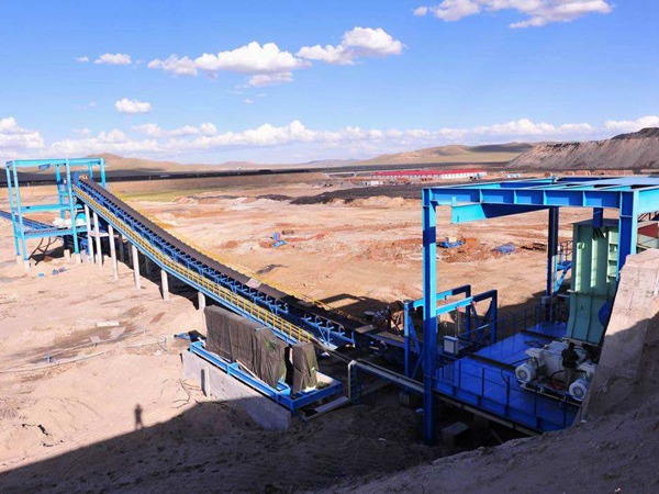 露天礦半連續(xù)連續(xù)開采輸送系統(tǒng)及成套設備  